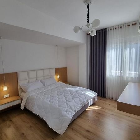 Shkodra Center Apartment ภายนอก รูปภาพ