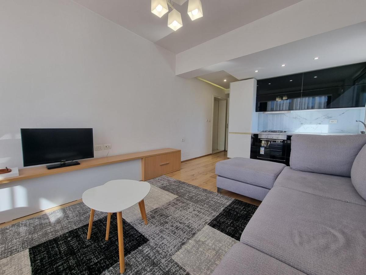 Shkodra Center Apartment ภายนอก รูปภาพ