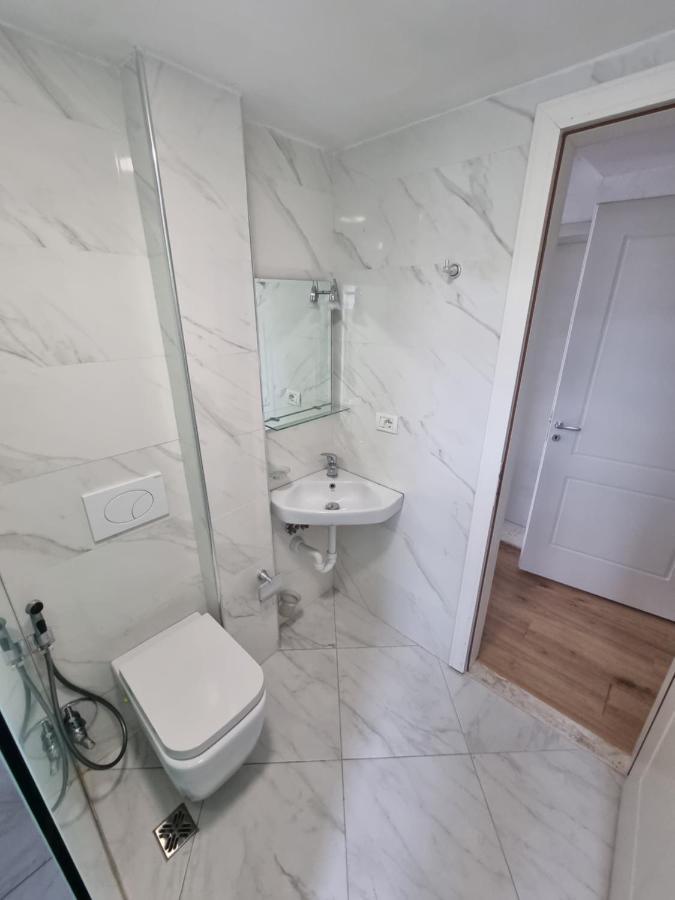 Shkodra Center Apartment ภายนอก รูปภาพ